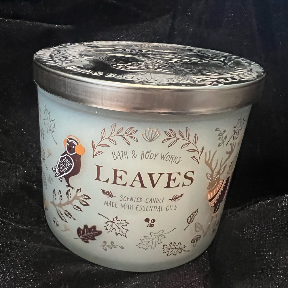 2019 Limited Edition Leaves Candle